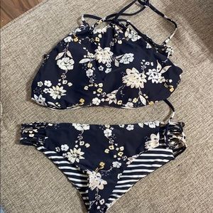 Women’s billabong reversible bikini